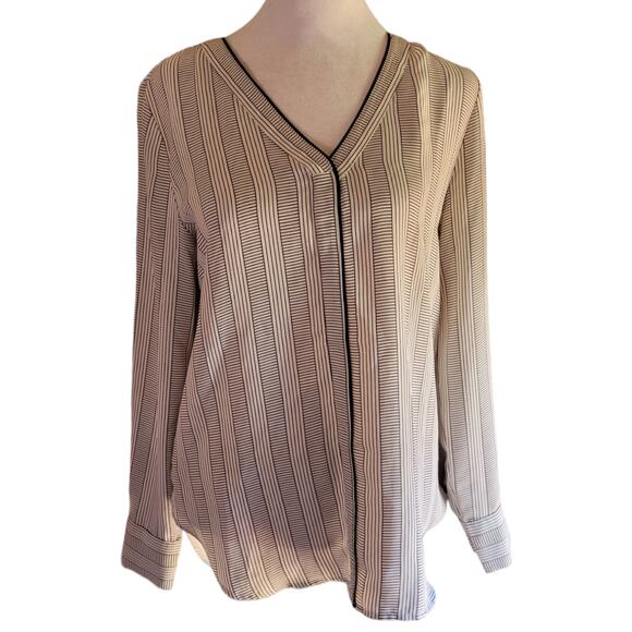 ANN TAYLOR Women's Lightweight Pinstripe V-Neck Blouse XS Silky V-Neck 516687 - Picture 1 of 8